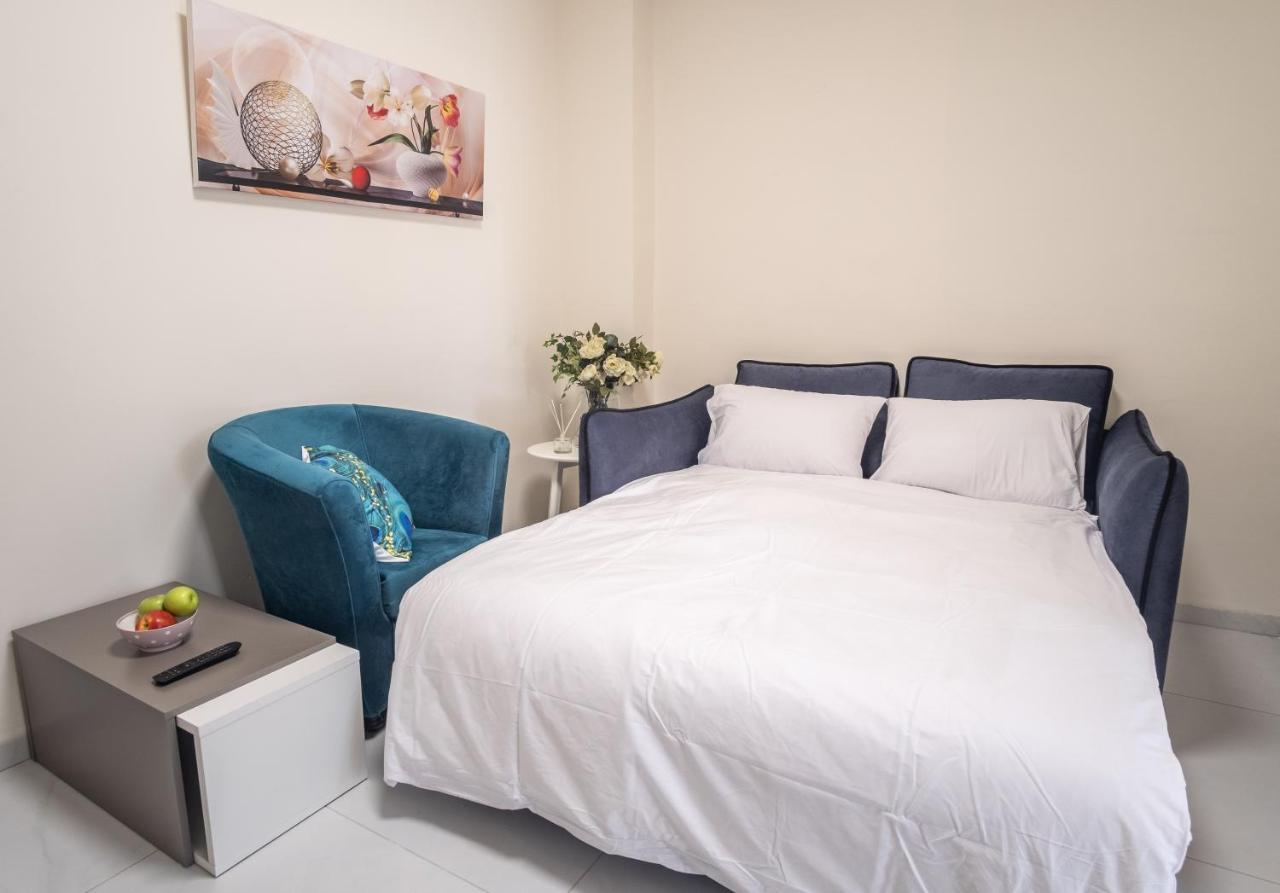 Port City Haifa - Luxury Apartments 50 Mtrs From The Beach Exterior foto