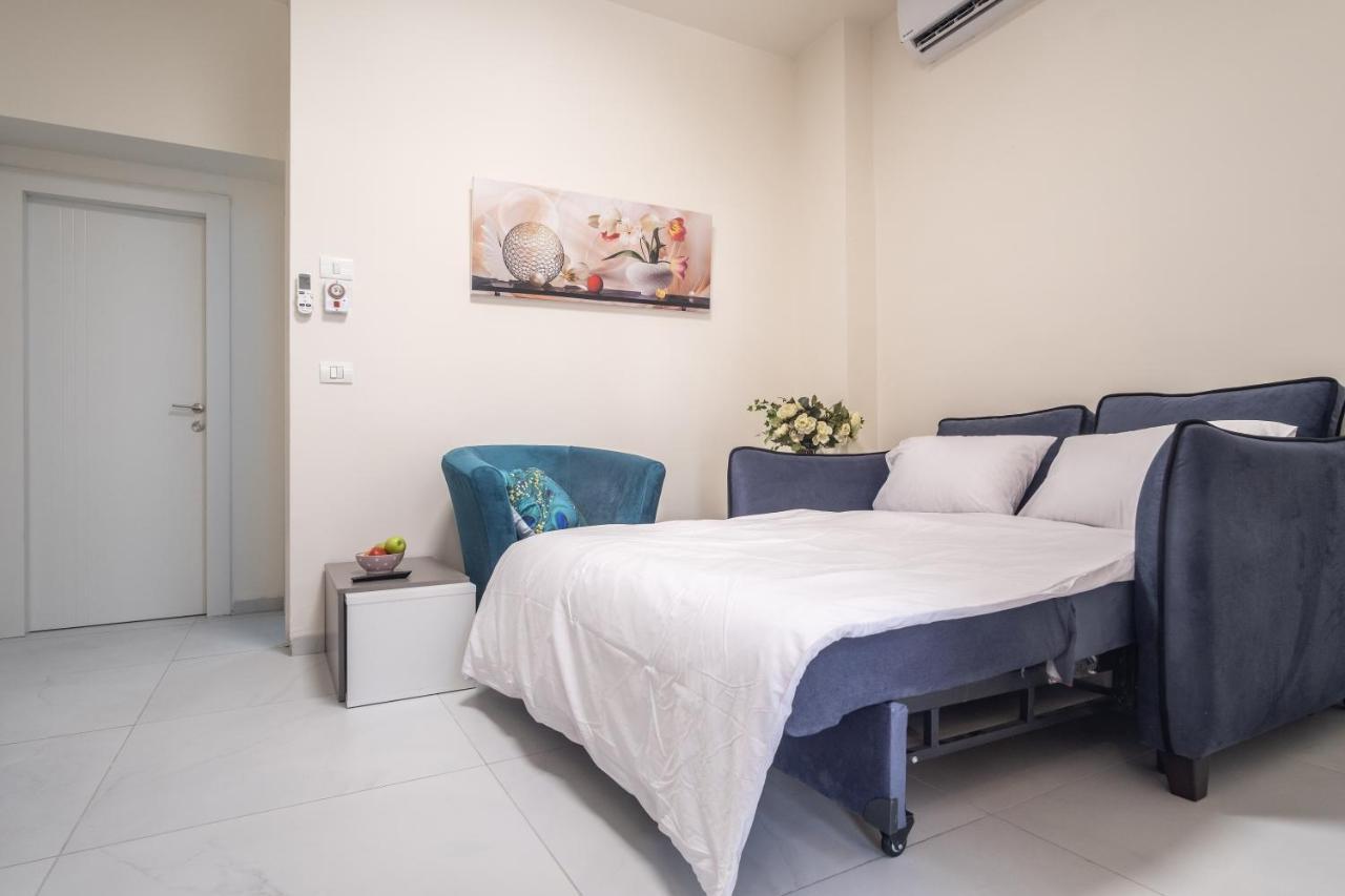 Port City Haifa - Luxury Apartments 50 Mtrs From The Beach Exterior foto